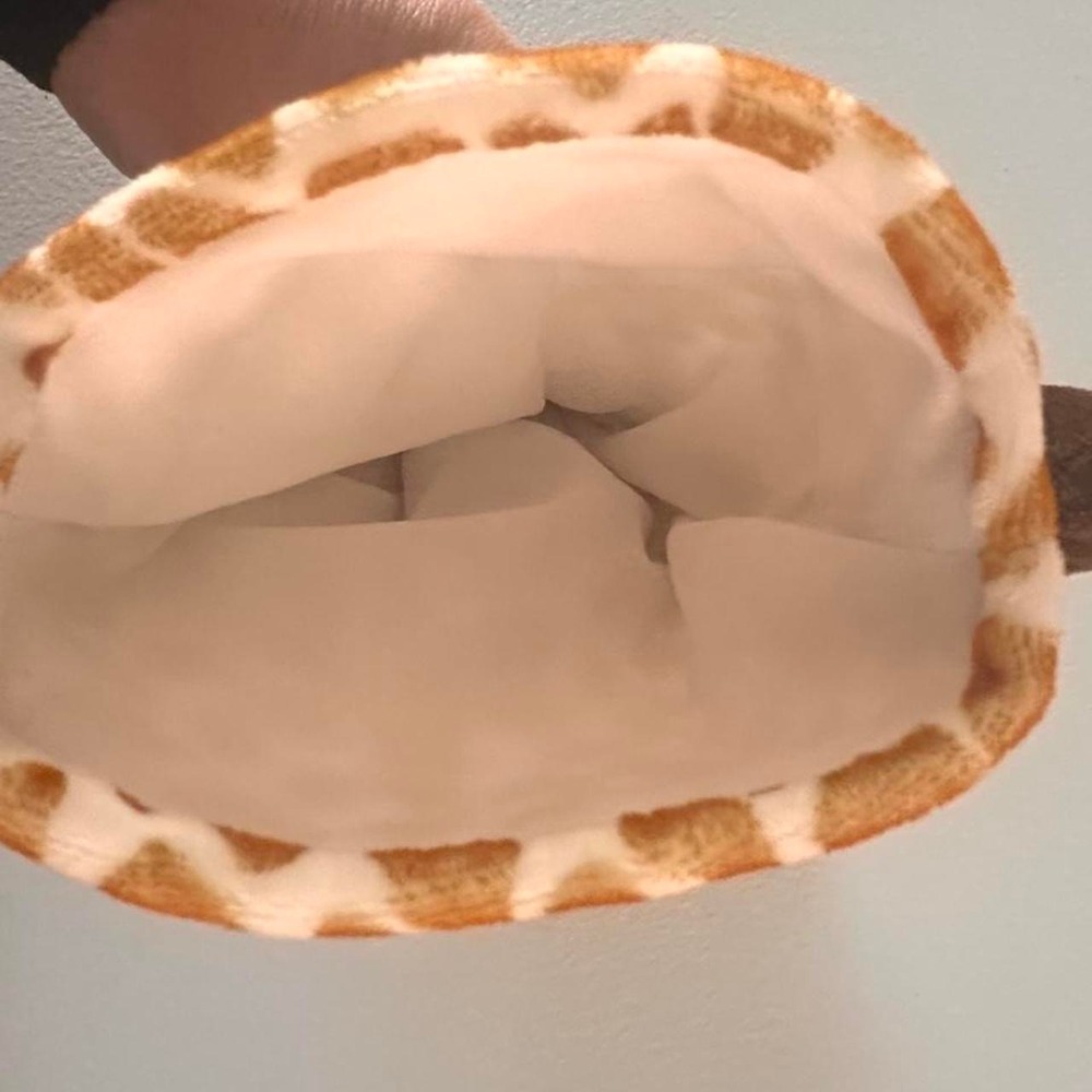 Giraffe hand puppet - Picture 3 of 5